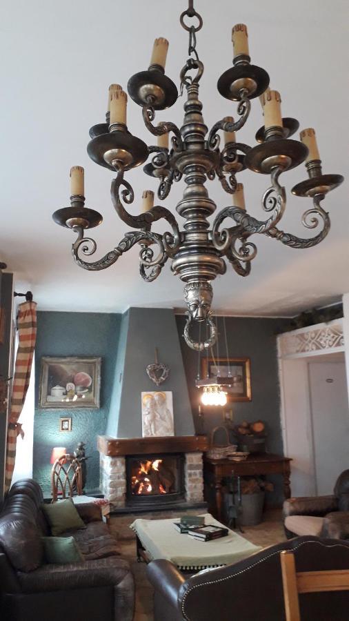 B&B Le Camelie Del Bosco Baiardo Buitenkant foto